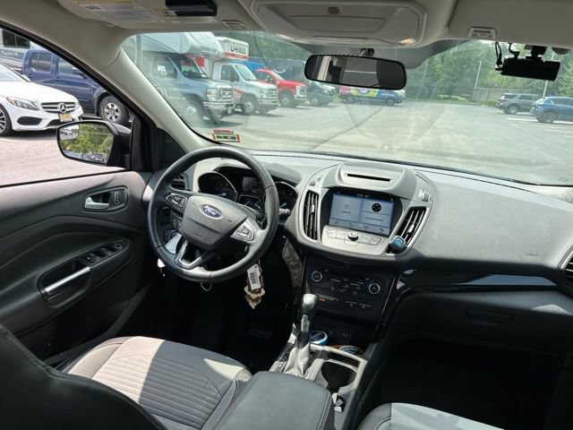 Certified 2018 Ford Escape SE w/ SE Sport Appearance Package AWD/4WD image 13