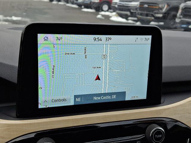 Certified 2022 Ford Escape Titanium w/ Titanium Elite Package image 17