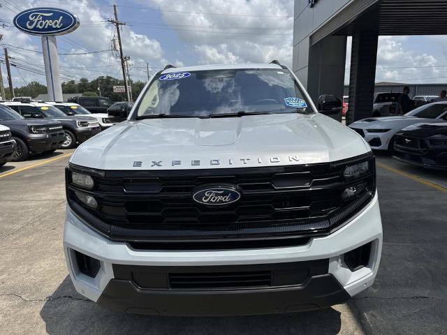 Certified 2025 Ford Expedition Active RWD image 2