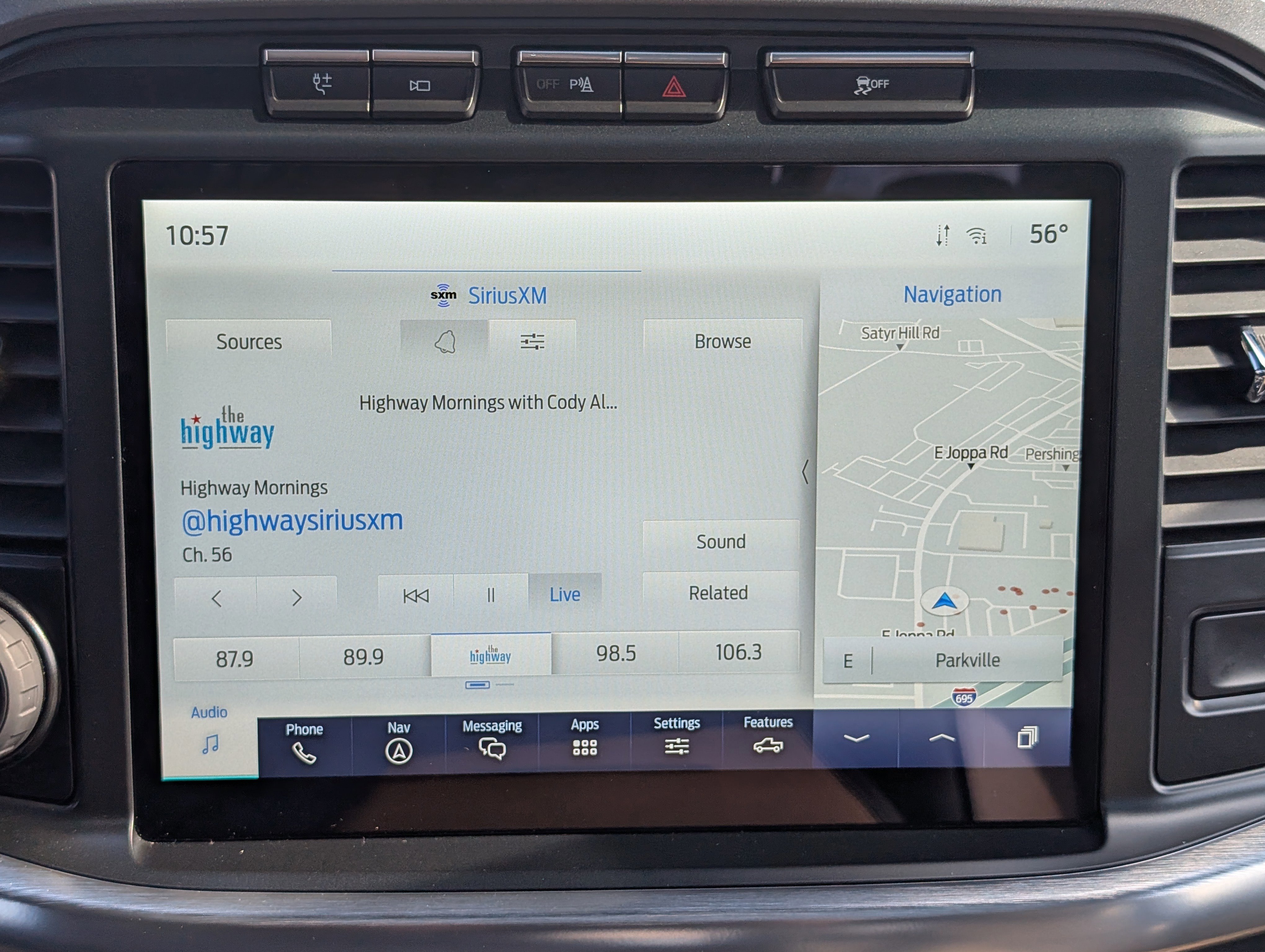 Certified 2022 Ford F150 Lariat w/ Equipment Group 502A High image 32