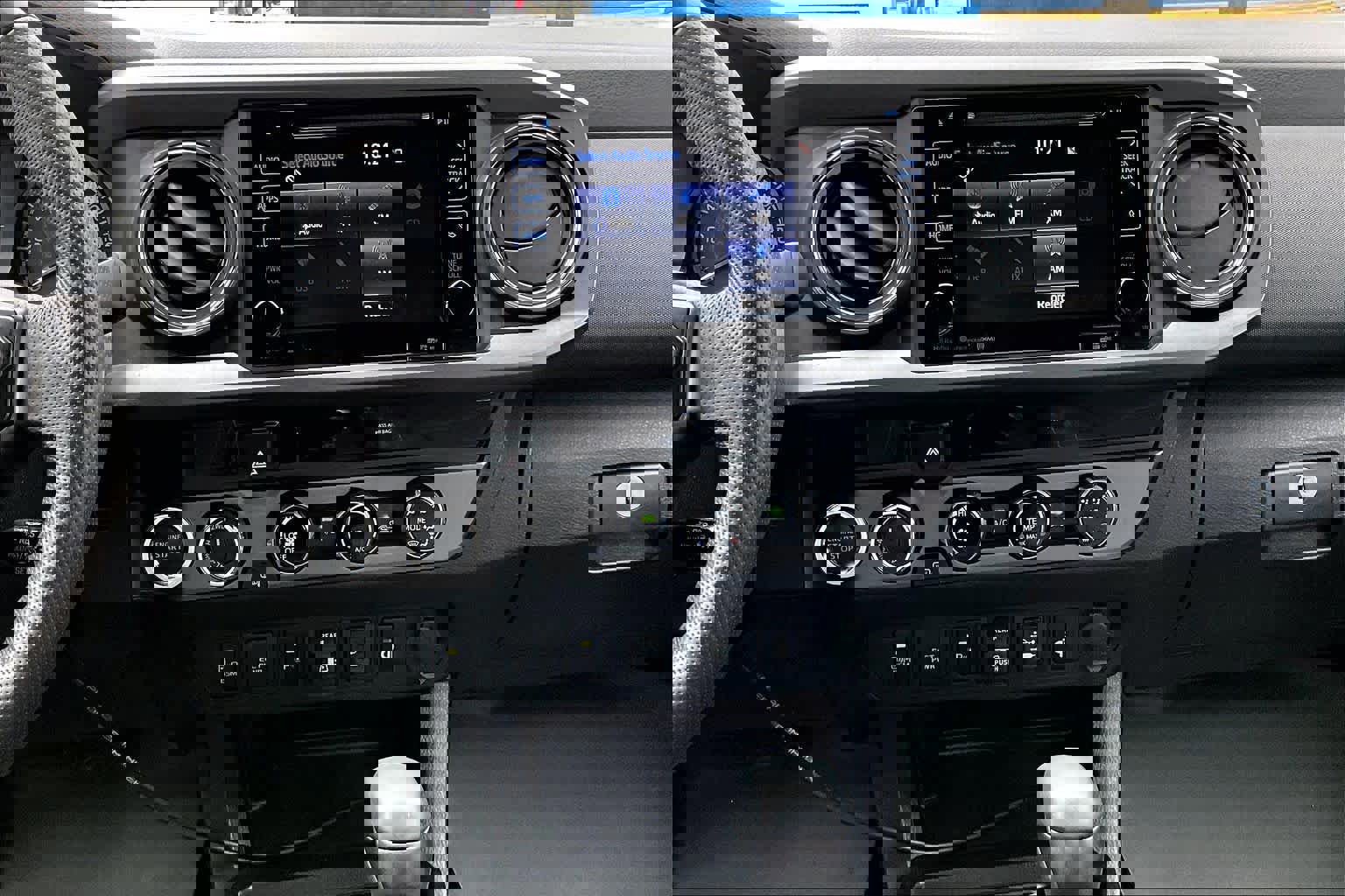 Used 2018 Toyota Tacoma TRD Off-Road image 10