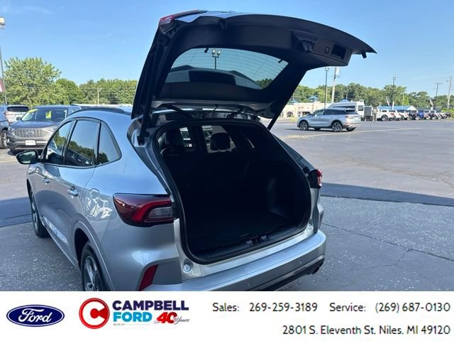 Certified 2024 Ford Escape ST-Line w/ Tech Pack #1 AWD/4WD image 29