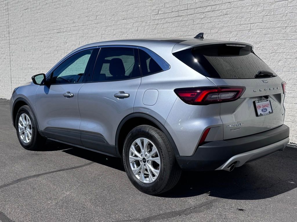 Certified 2023 Ford Escape Active AWD/4WD image 13