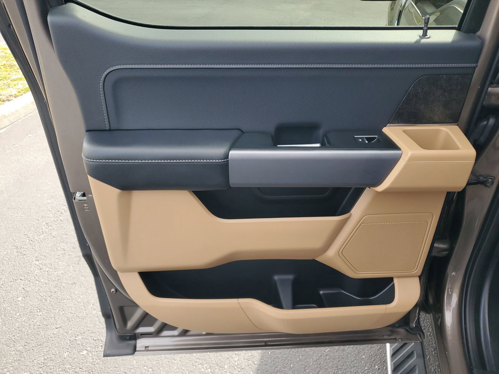 Certified 2023 Ford F150 XLT w/ Equipment Group 302A High image 8