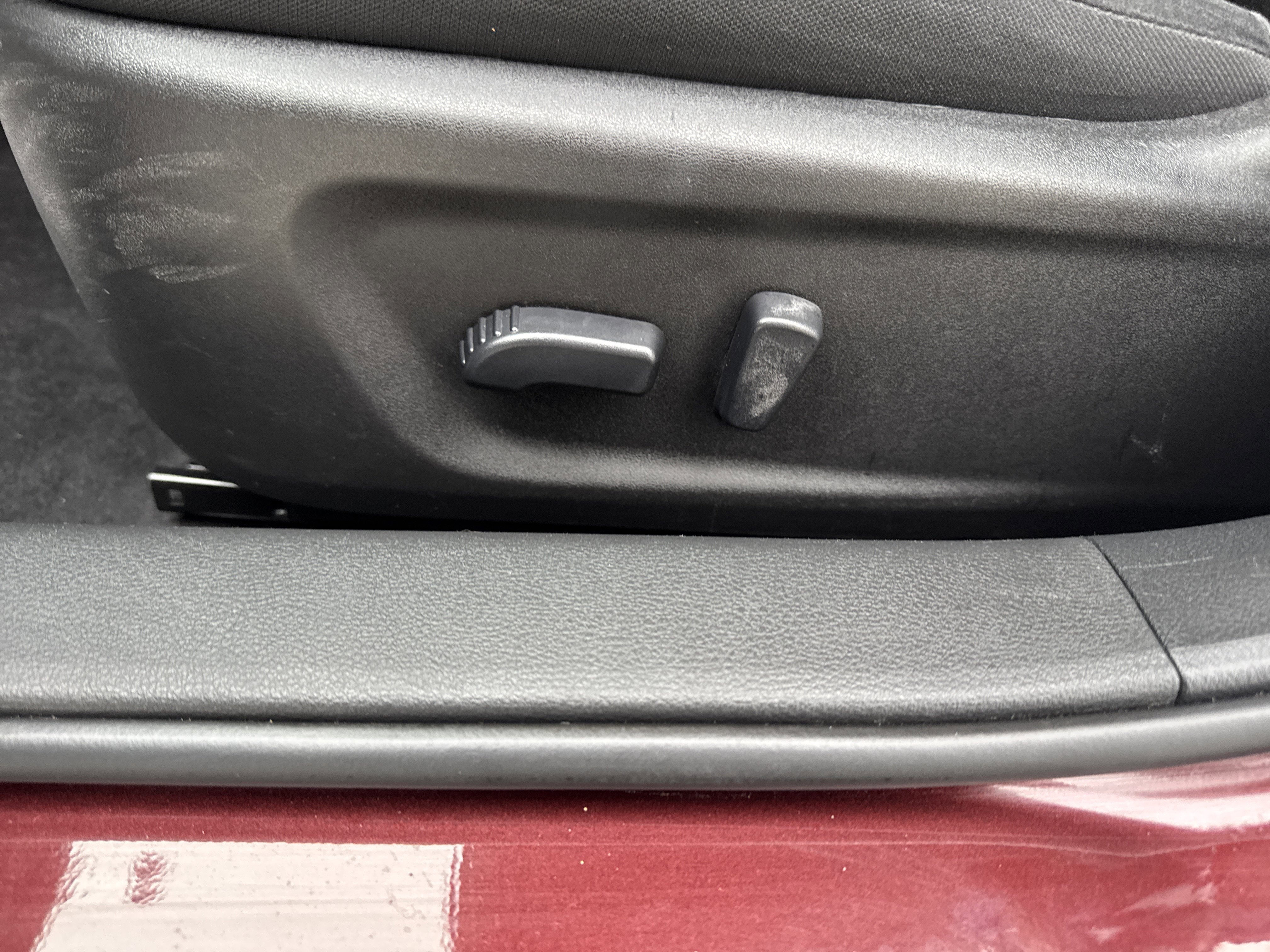 Used 2024 Nissan Altima 2.5 SV image 10