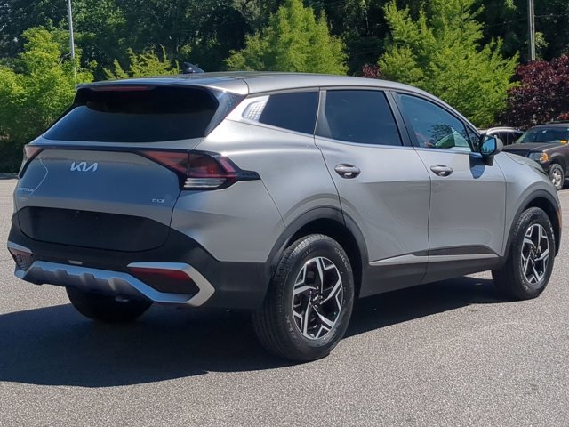 Used 2023 Kia Sportage LX AWD/4WD image 4