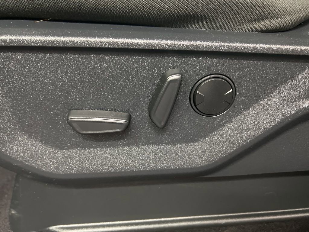 Certified 2023 Ford F150 XLT w/ Equipment Group 302A High image 28