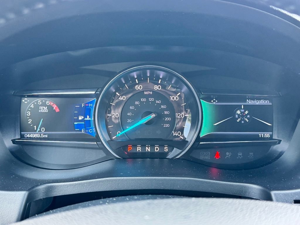 Certified 2019 Ford Explorer XLT w/ Equipment Group 202A AWD/4WD image 20