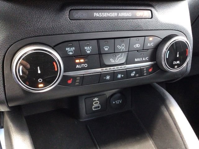 Certified 2025 Ford Escape ST-Line w/ Cold Weather Package AWD/4WD image 15