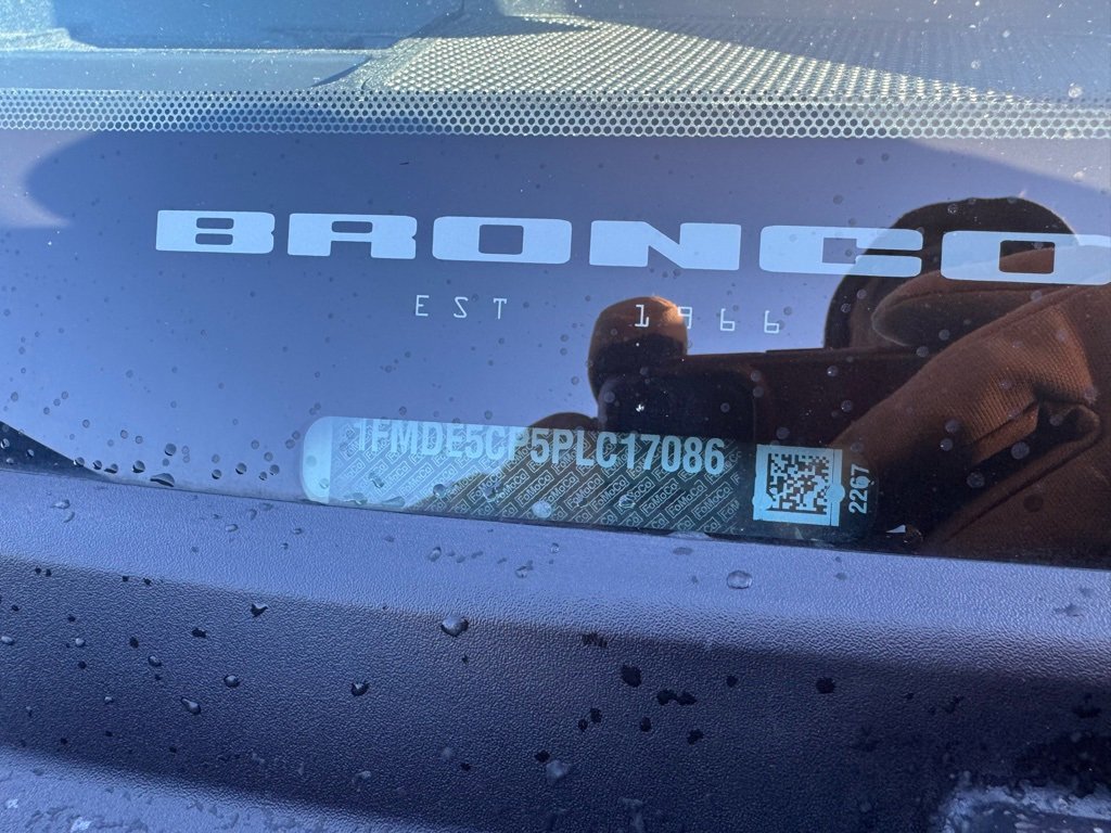 Certified 2023 Ford Bronco Black Diamond image 11