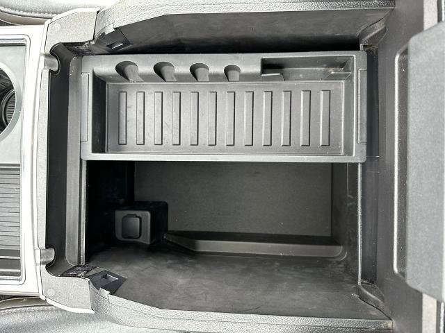 Certified 2017 Ford F350 Platinum w/ Platinum Ultimate Package image 15