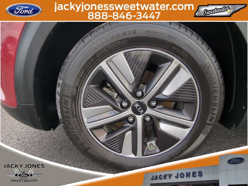 Used 2020 Kia Niro LXS image 10