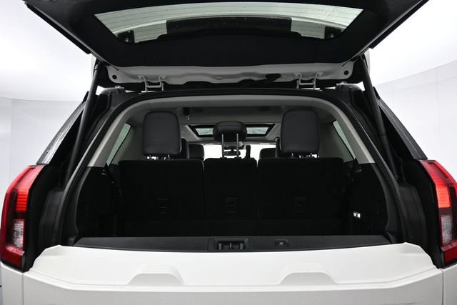 Certified 2025 Ford Expedition Active AWD/4WD image 30