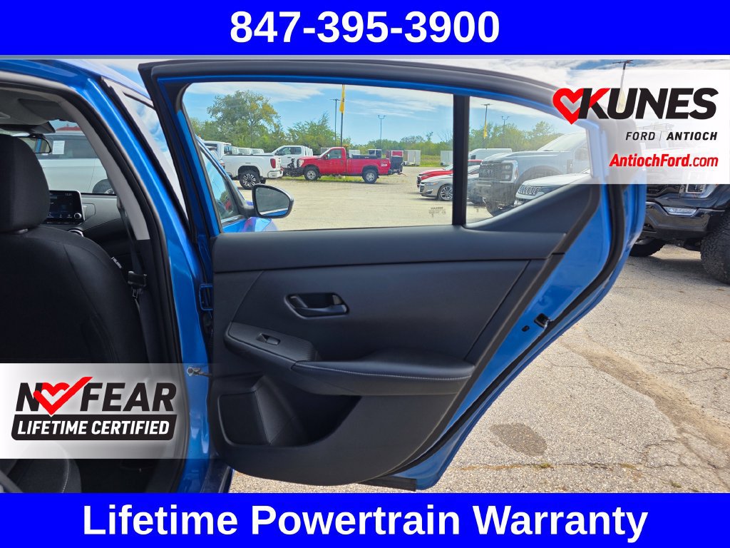 Used 2024 Nissan Sentra SV FWD image 29