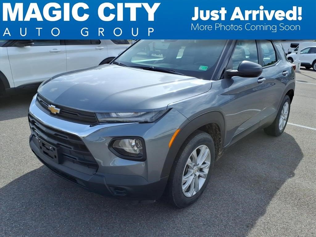 Used 2021 Chevrolet TrailBlazer LS FWD image 1