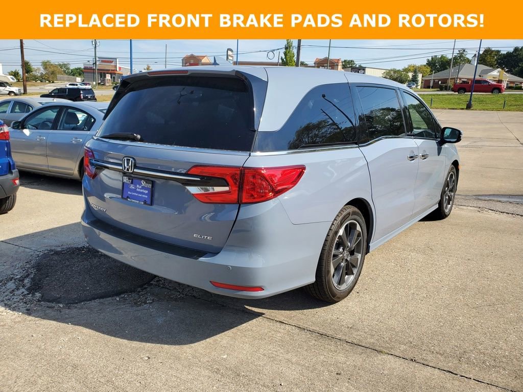 Used 2023 Honda Odyssey Elite image 3