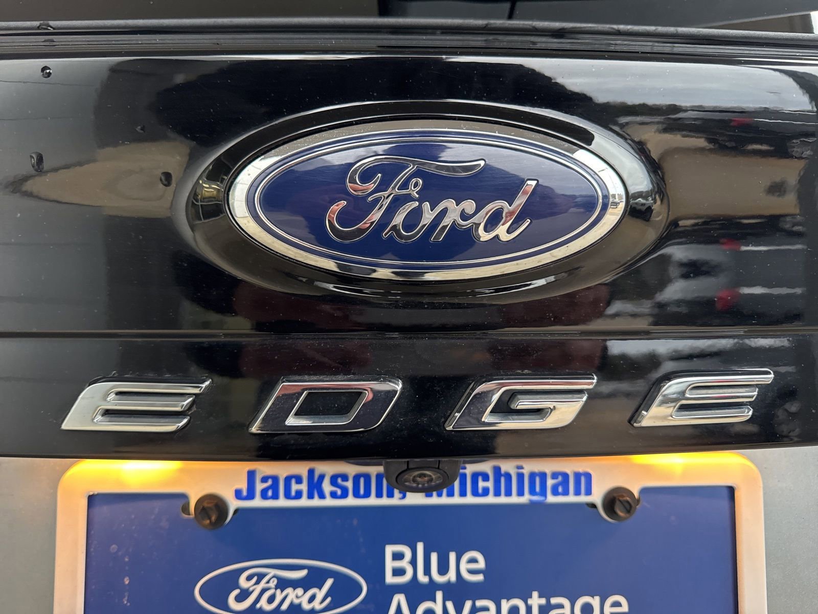 Certified 2024 Ford Edge Titanium w/ Equipment Group 301A image 15