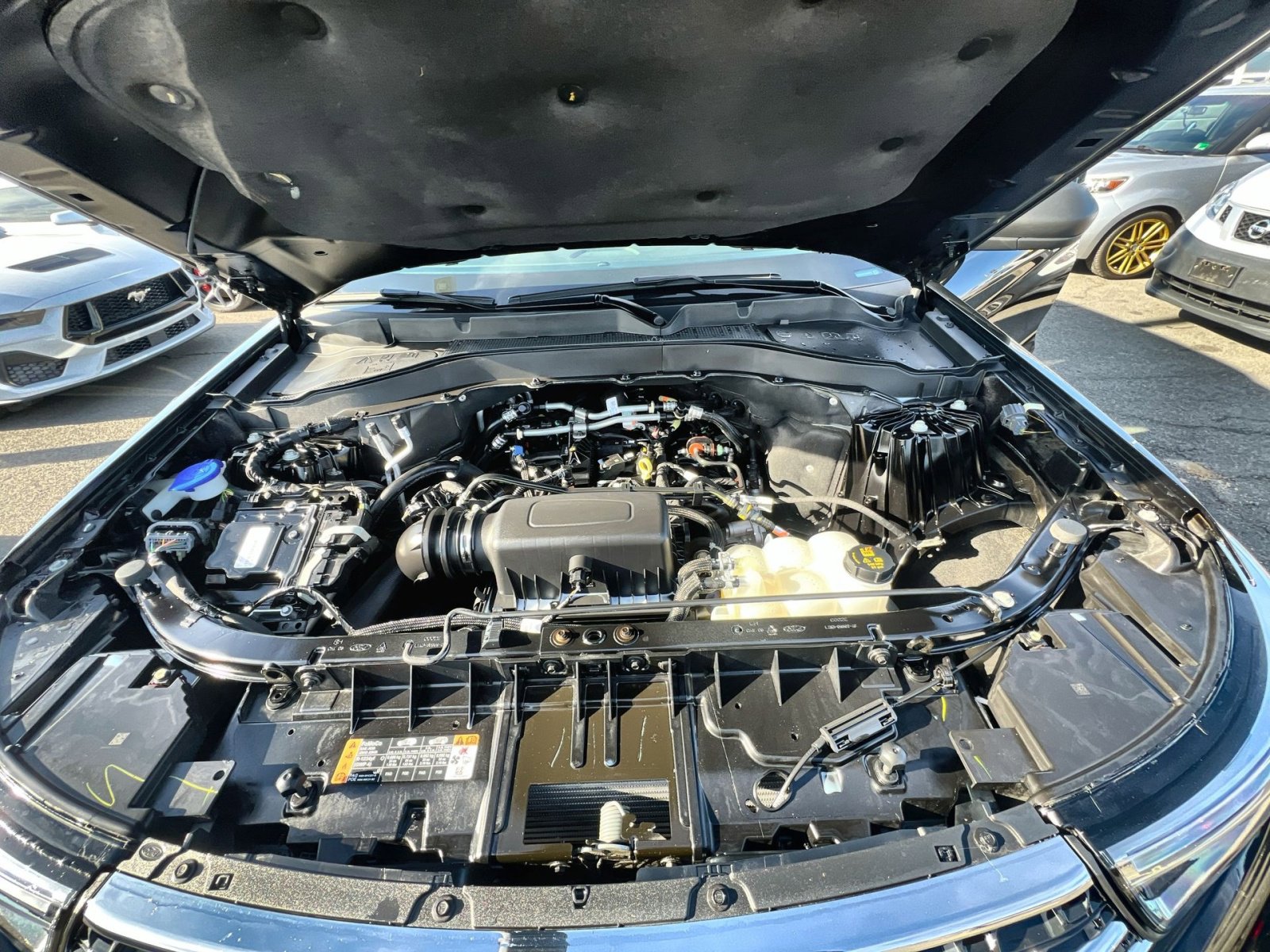 Certified 2023 Ford Explorer XLT w/ Equipment Group 202A image 27