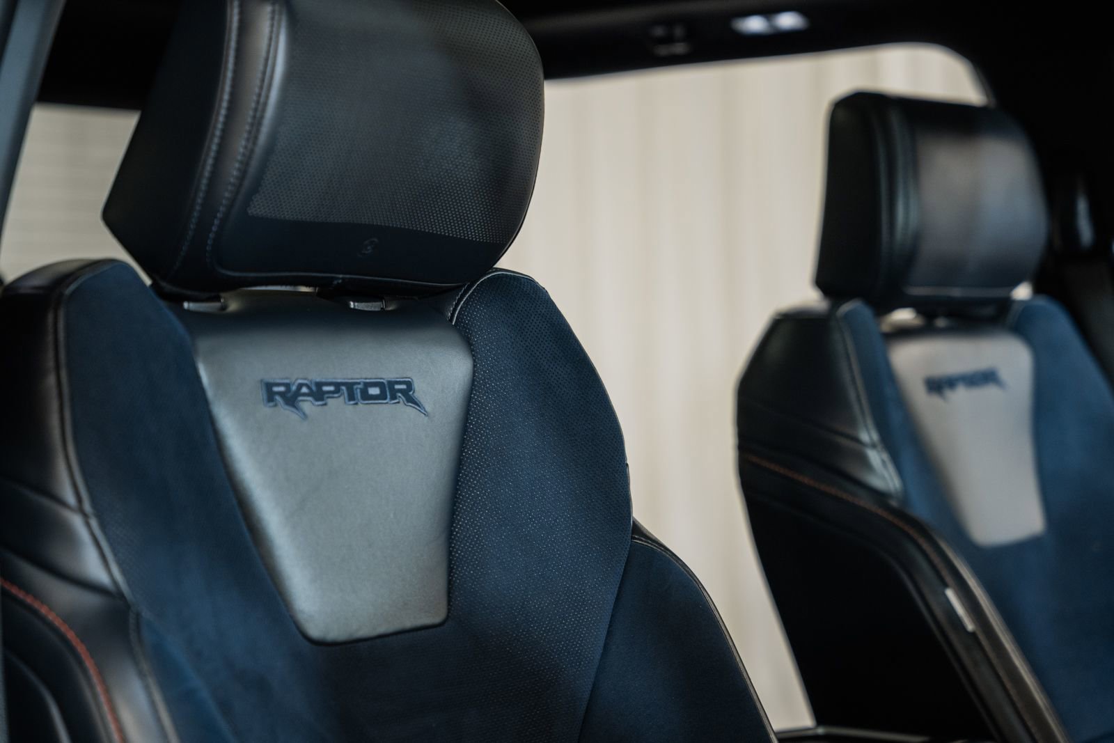 Certified 2022 Ford F150 Raptor w/ Raptor 37 Performance Package image 43