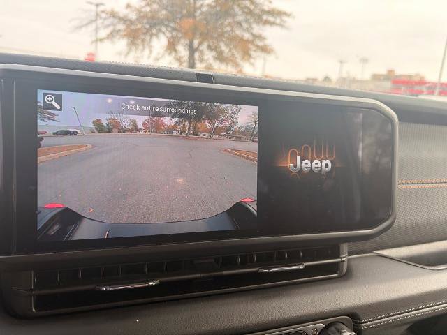 Used 2024 Jeep Gladiator Mojave w/ Steel Bumper Group image 20