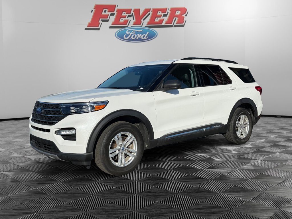 Certified 2023 Ford Explorer XLT w/ Equipment Group 202A