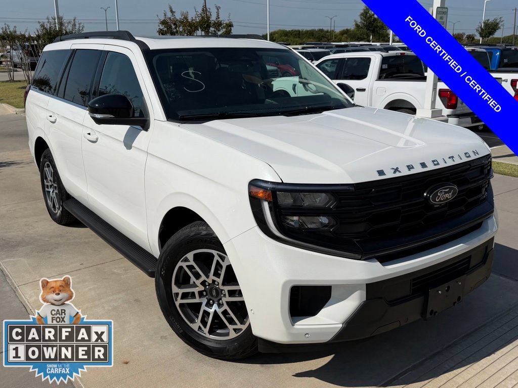 Certified 2025 Ford Expedition Active AWD/4WD image 4