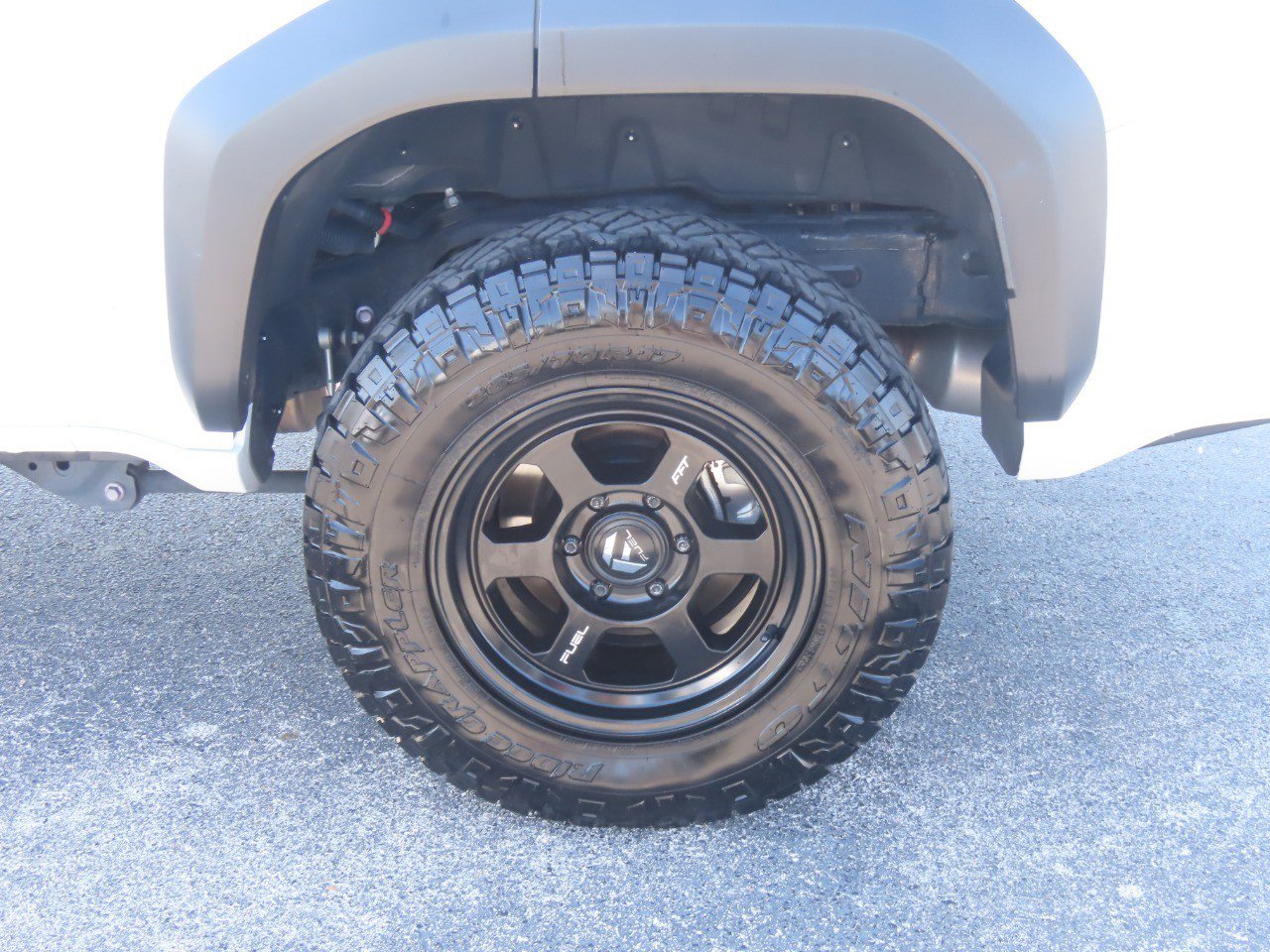 Used 2025 Toyota 4Runner SR5 RWD image 17