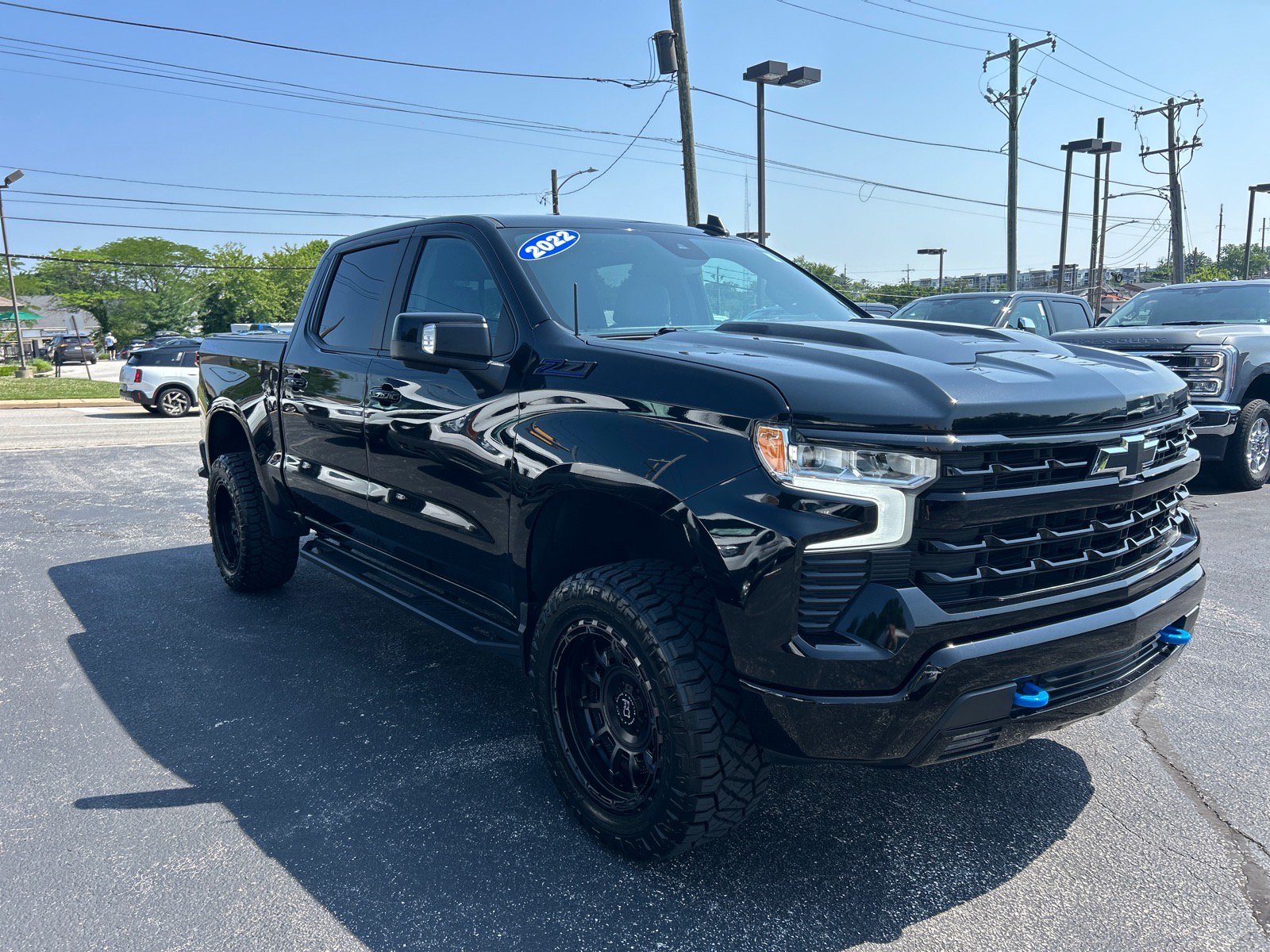 Used 2022 Chevrolet Silverado 1500 LT Trail Boss w/ LT Trail Boss Premium Package AWD/4WD image 3