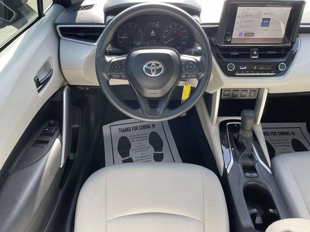 Used 2024 Toyota Corolla Cross L FWD image 11