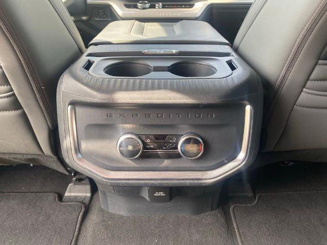 Certified 2025 Ford Expedition Active AWD/4WD image 32