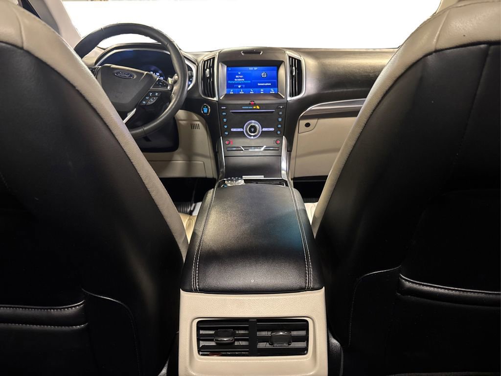 Certified 2019 Ford Edge Titanium w/ Cold Weather Package image 30