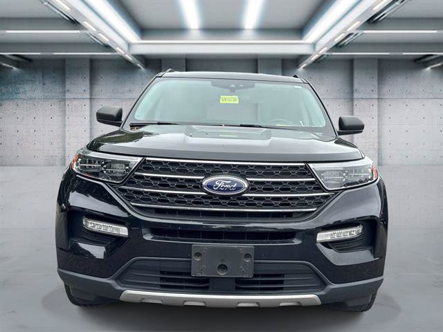 Certified 2023 Ford Explorer XLT w/ Equipment Group 202A AWD/4WD image 2