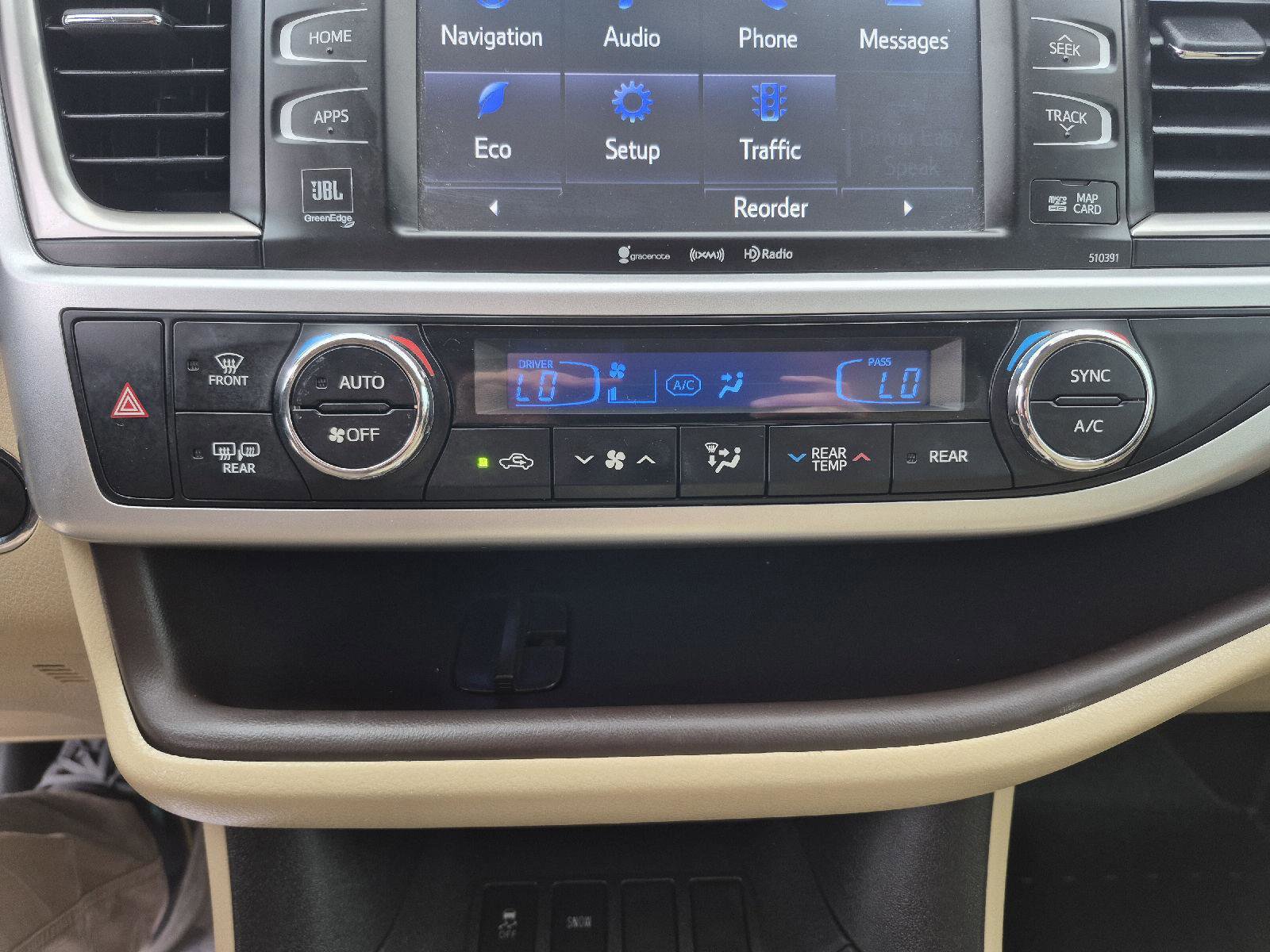 Used 2019 Toyota Highlander Limited image 17