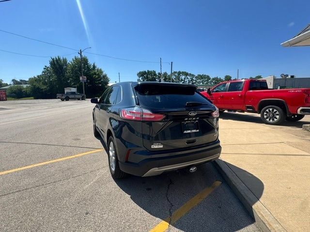 Certified 2024 Ford Edge SEL w/ Convenience Package AWD/4WD image 15