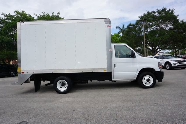 Certified 2024 Ford E-350 and Econoline 350 Super Duty w/ Power Windows & Locks Group RWD image 13