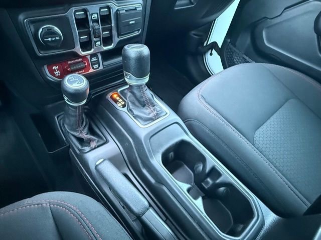 Used 2023 Jeep Gladiator Rubicon w/ LED Lighting Group AWD/4WD image 25