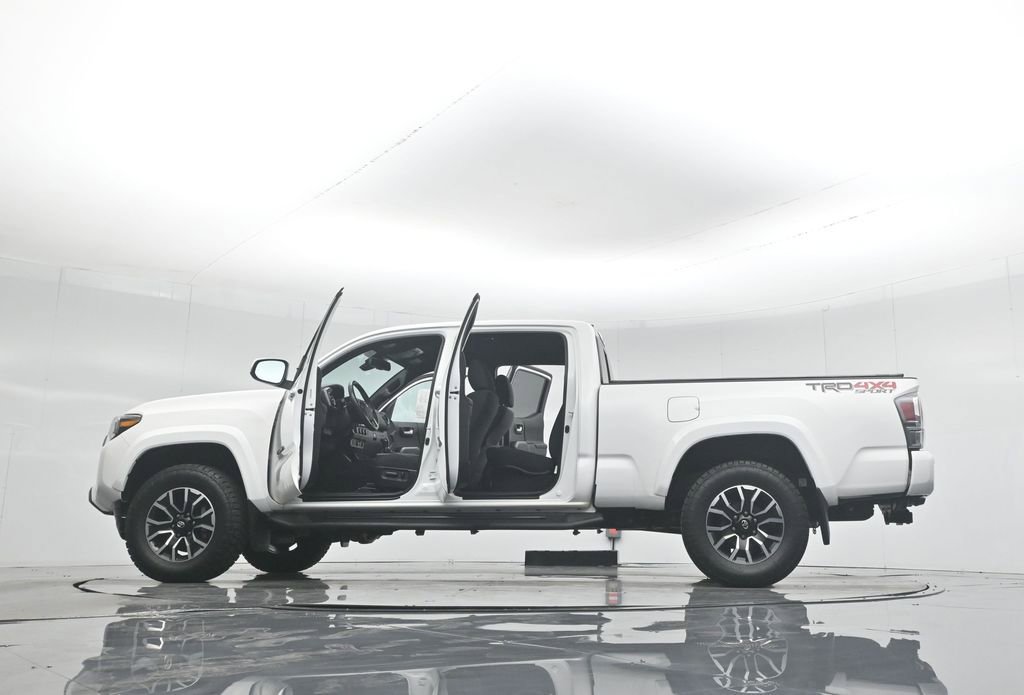 Used 2022 Toyota Tacoma TRD Sport image 46