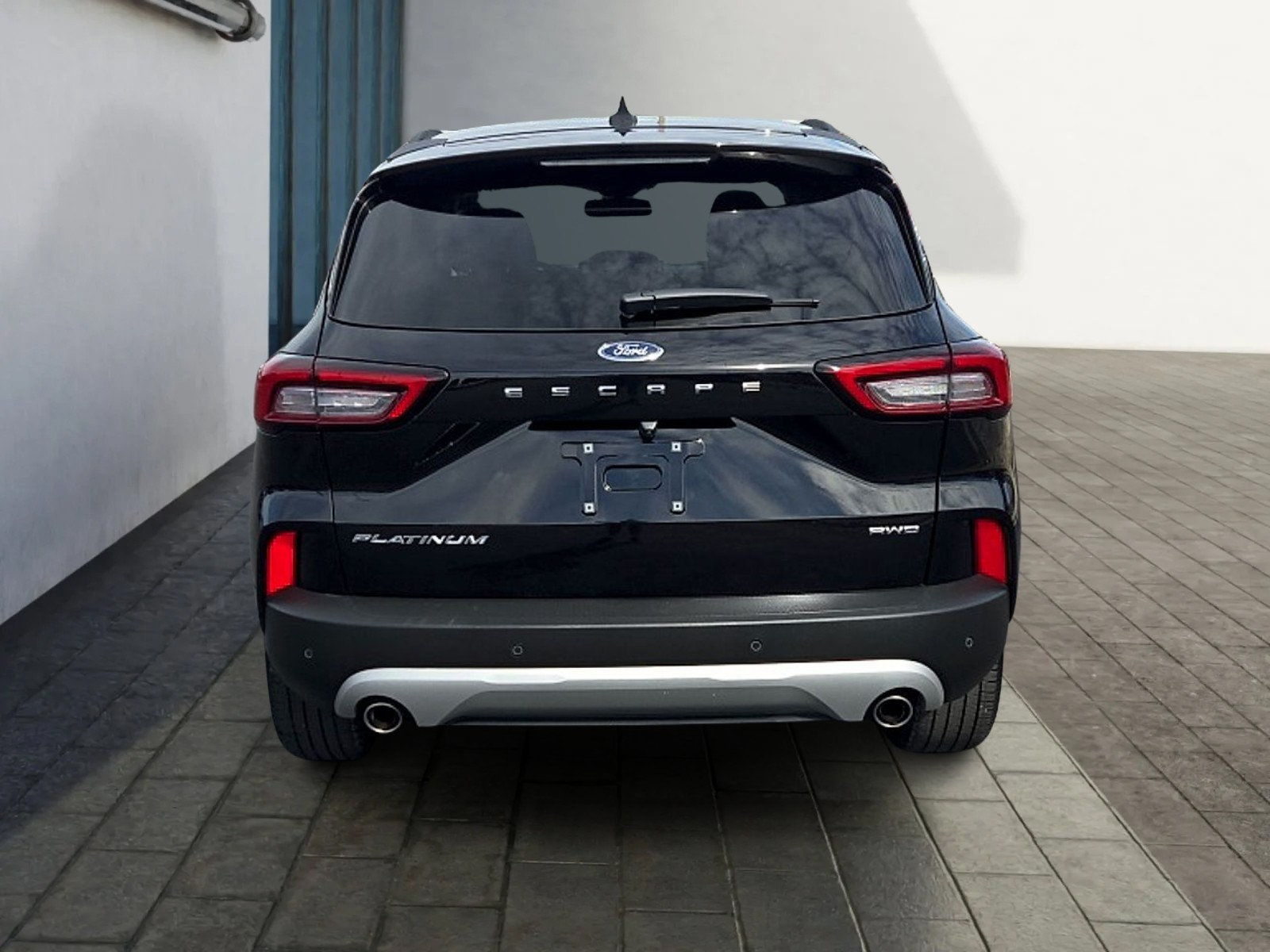 Certified 2023 Ford Escape Platinum w/ Premium Technology Package AWD/4WD image 4