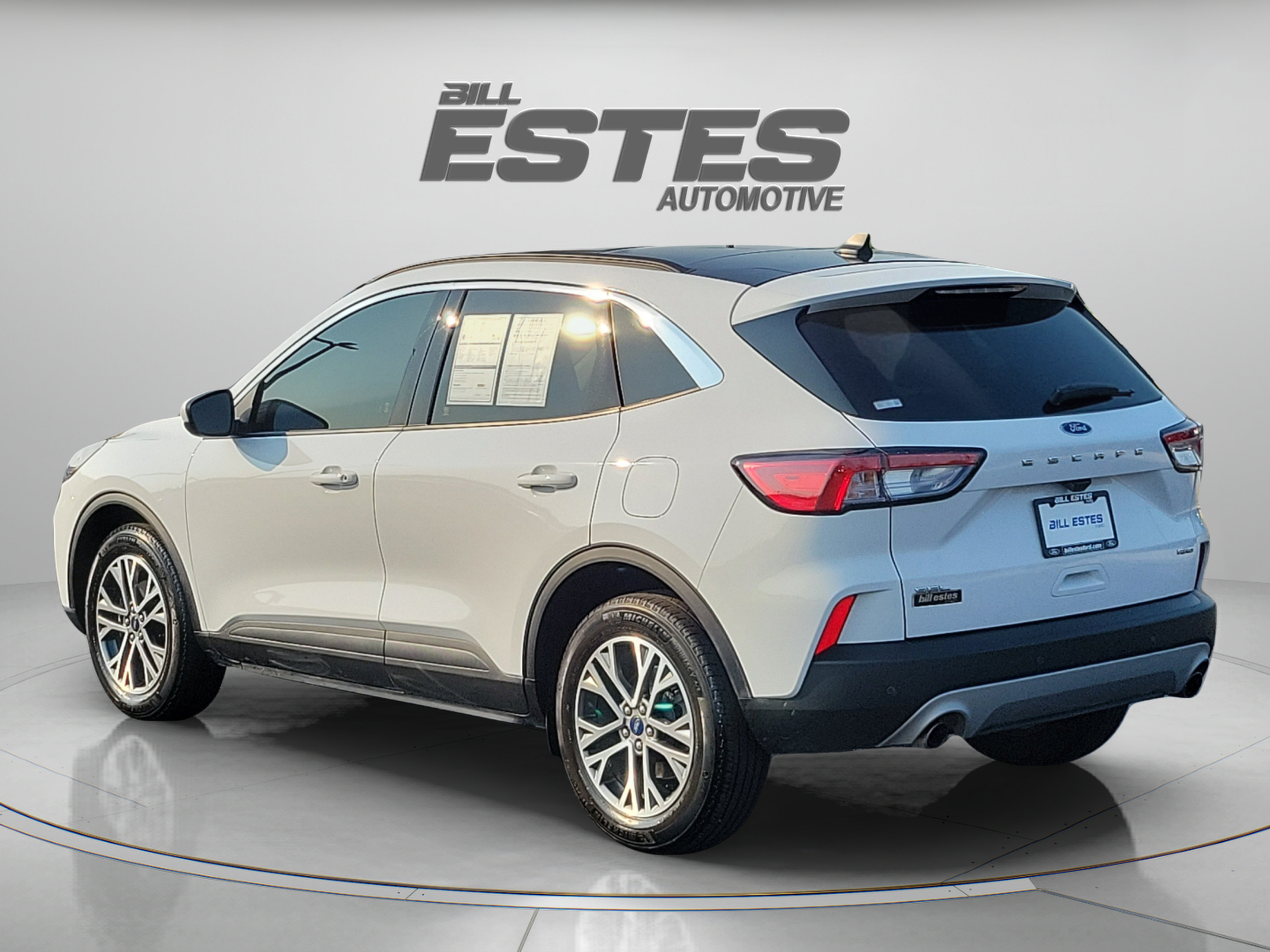 Certified 2022 Ford Escape SEL AWD/4WD image 2