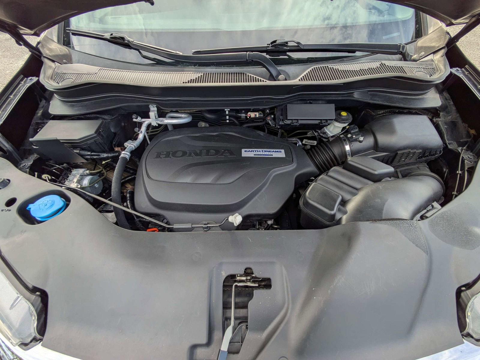 Used 2020 Honda Pilot Touring image 7