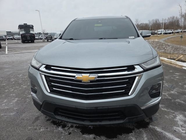 Used 2023 Chevrolet Traverse LT image 7