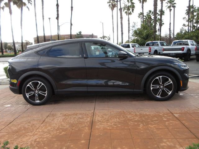 Certified 2021 Ford Mustang Mach-E Select w/ Comfort/Appearance Package image 2