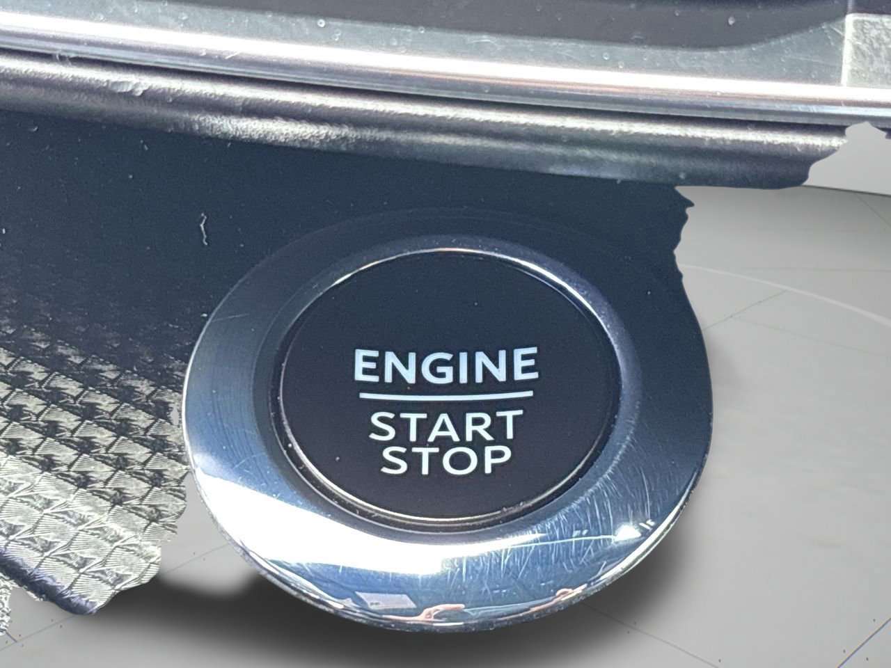 Certified 2022 Ford Explorer ST w/ ST Street Pack image 38