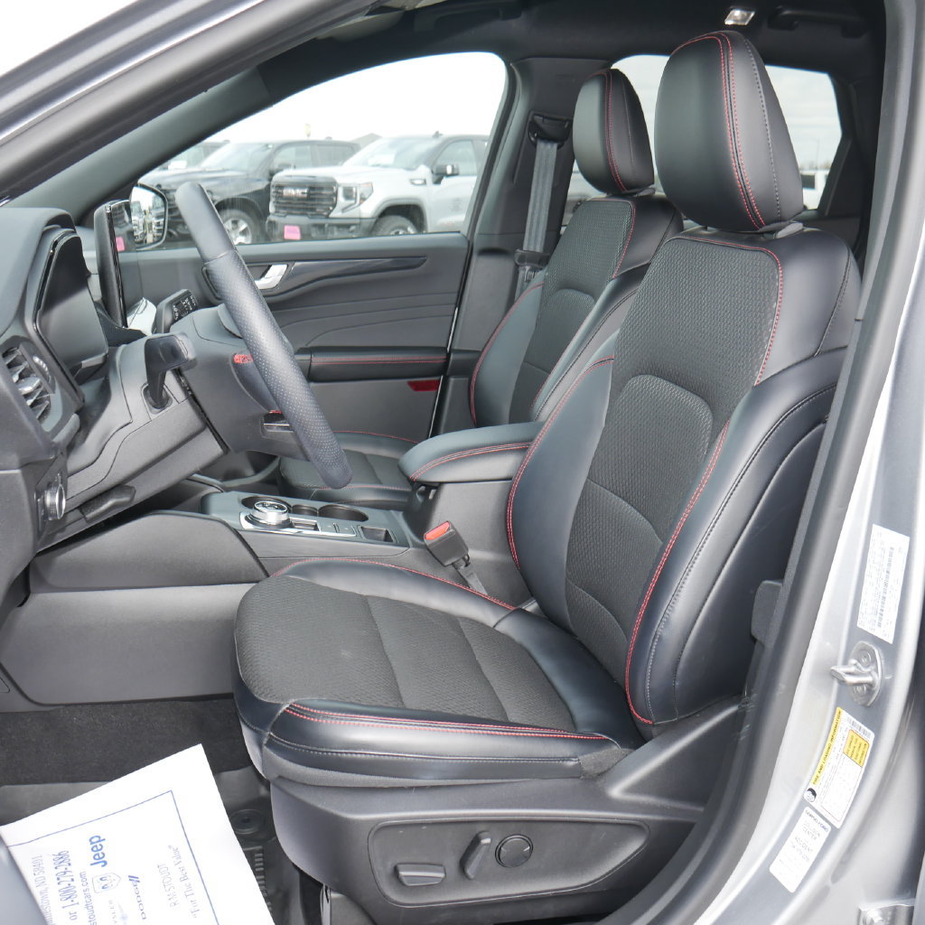 Certified 2024 Ford Escape ST-Line w/ Tech Pack #1 AWD/4WD image 22