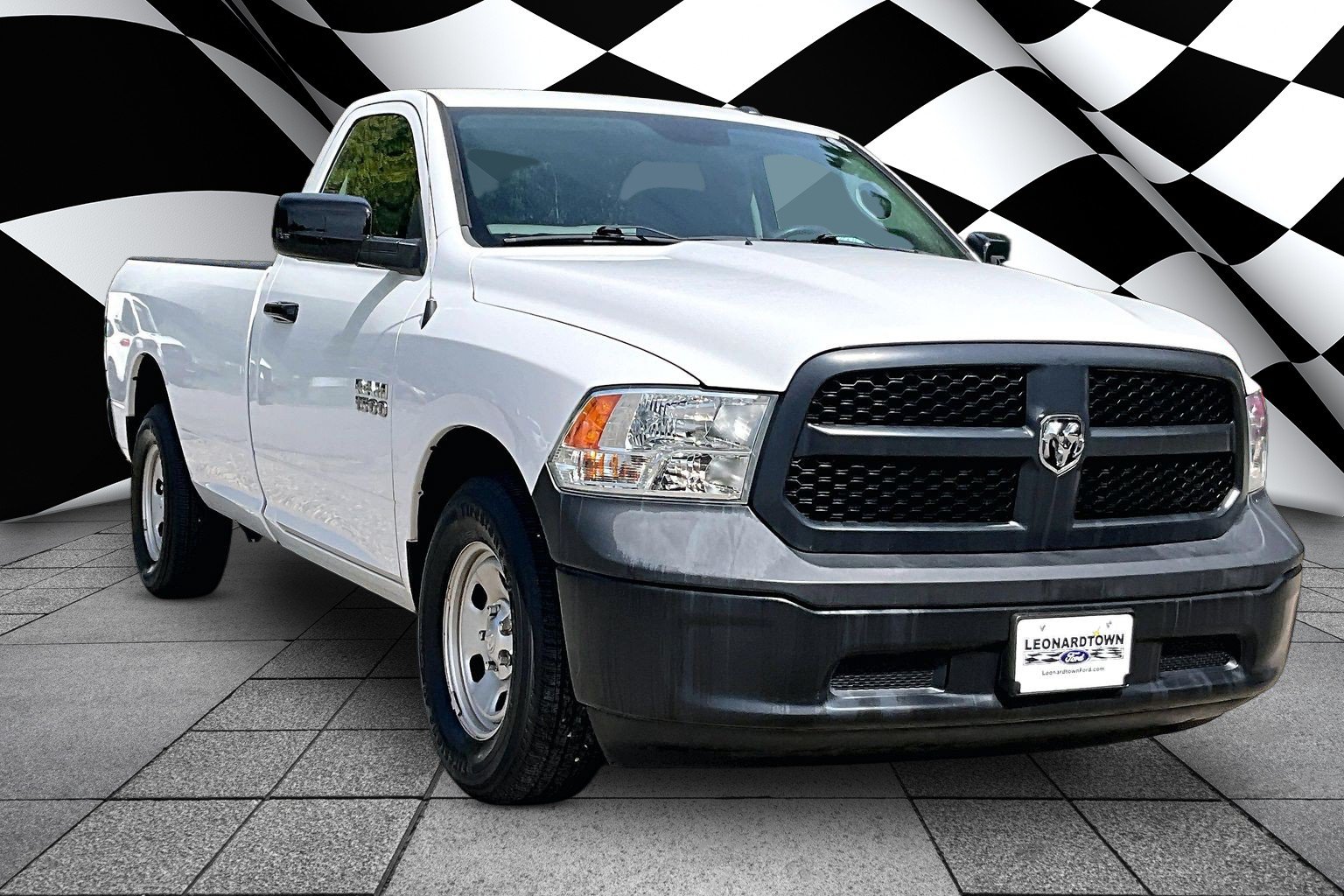 Used 2018 RAM 1500 Express RWD image 14