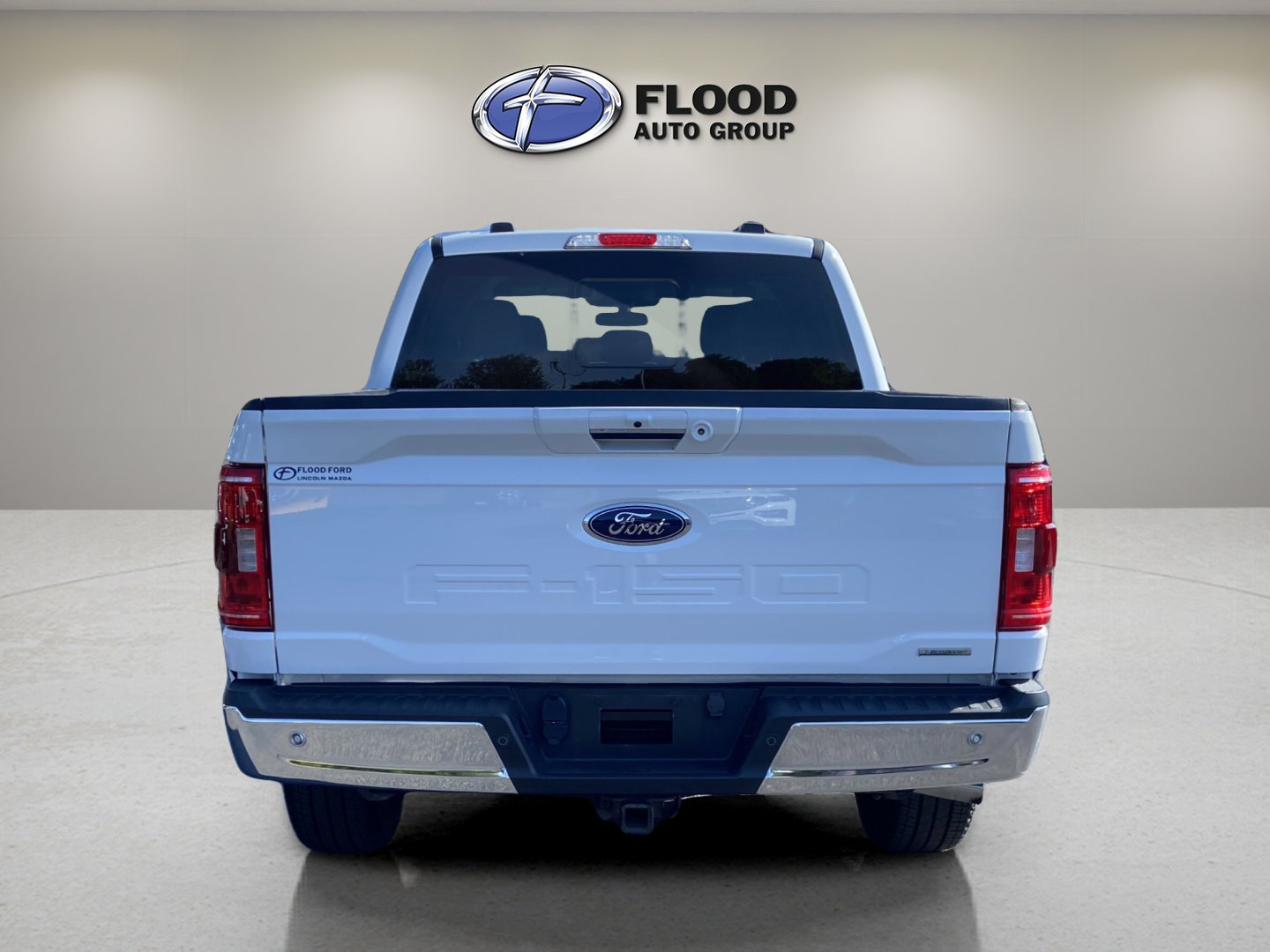 Certified 2022 Ford F150 XLT w/ Equipment Group 302A High image 4