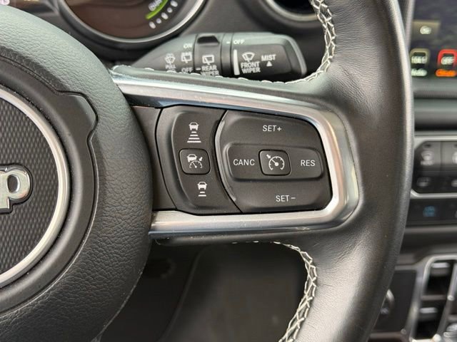 Used 2021 Jeep Wrangler Unlimited Sahara w/ Cold Weather Group AWD/4WD image 17