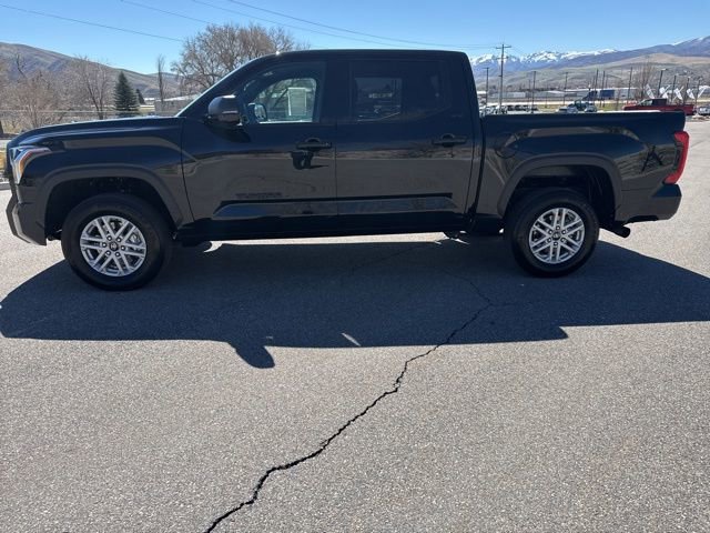 Used 2025 Toyota Tundra SR5 w/ SR5 Convenience Package AWD/4WD image 3