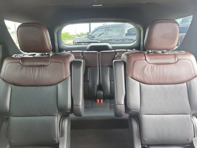 Certified 2021 Ford Explorer Platinum w/ Equipment Group 601A image 20