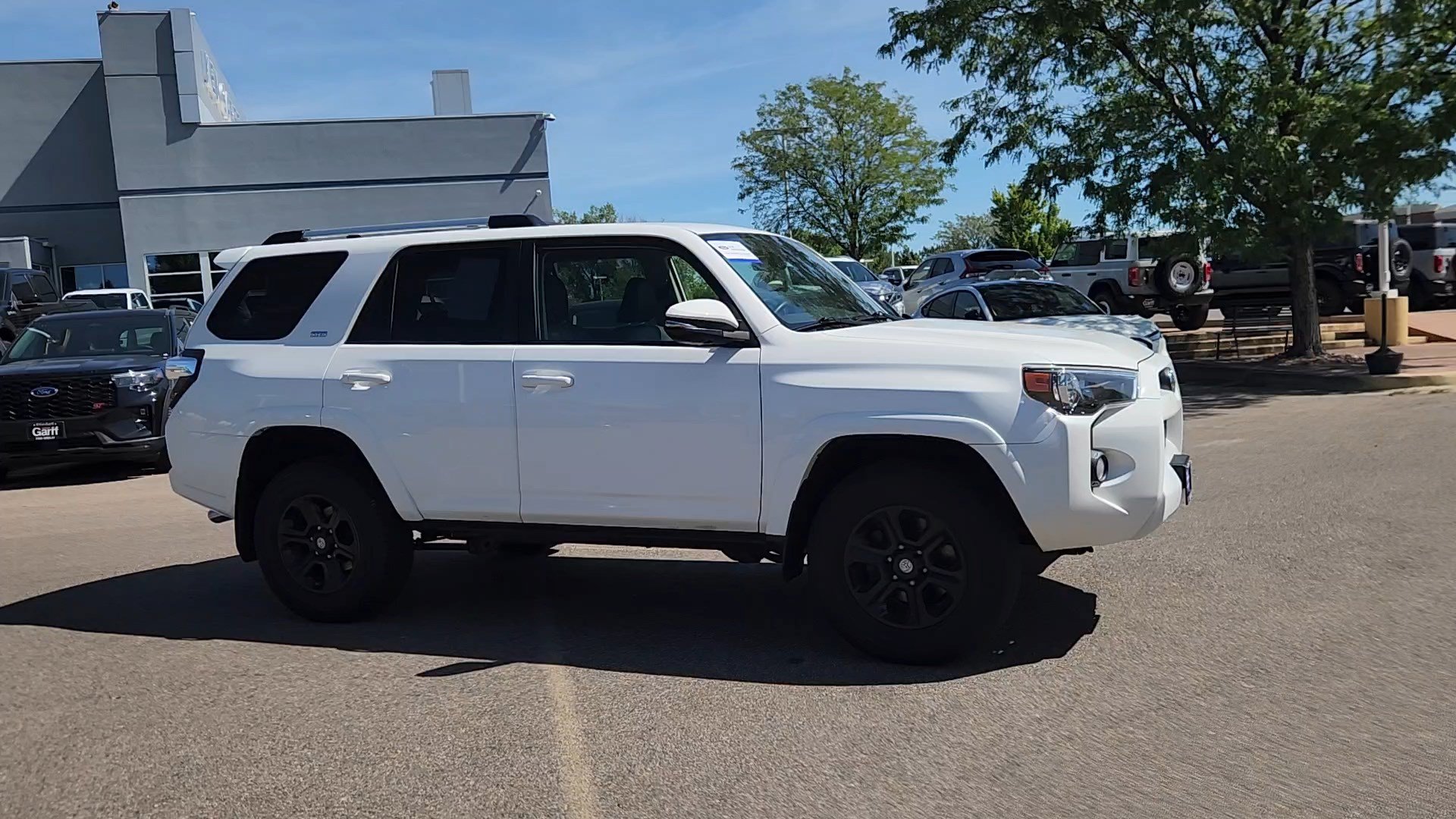 Used 2019 Toyota 4Runner SR5 Premium AWD/4WD image 9